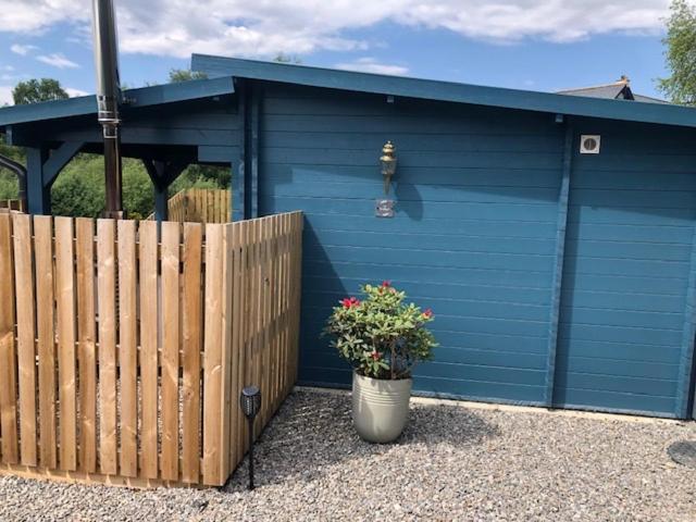 Highland cabin - relaxing hot tub - B&B Inverness