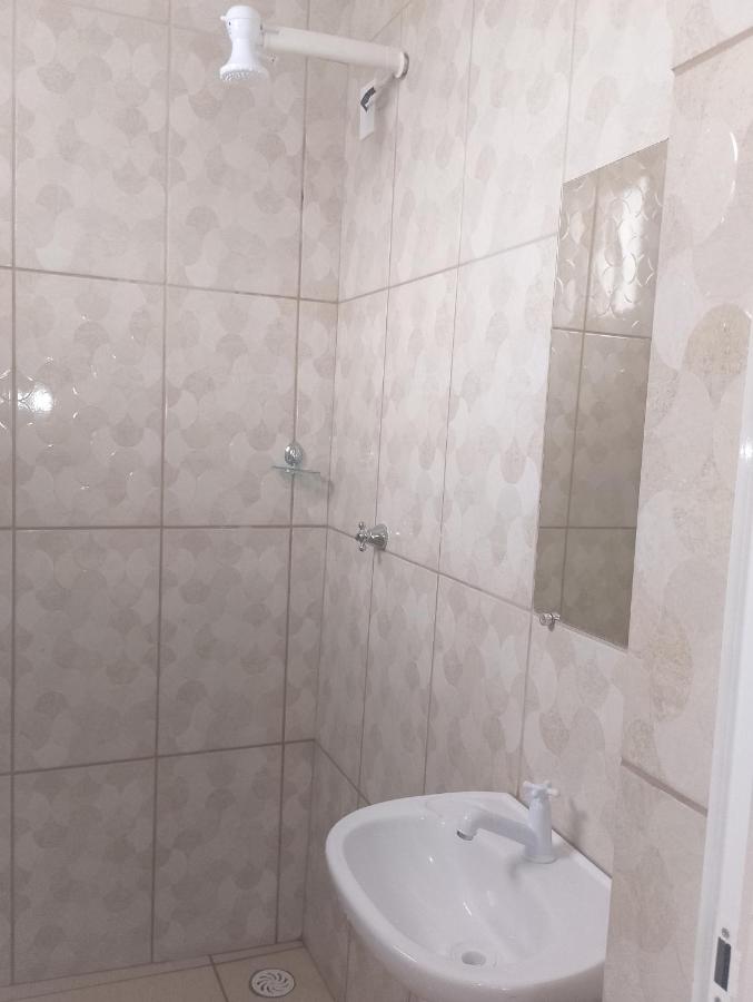 Einzelzimmer mit eigenem Bad