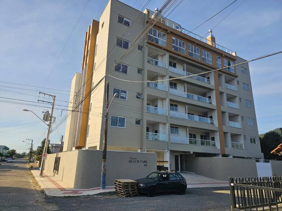 Ap novo com vista para o Parque Beto Carrero! 6 min a pé - B&B