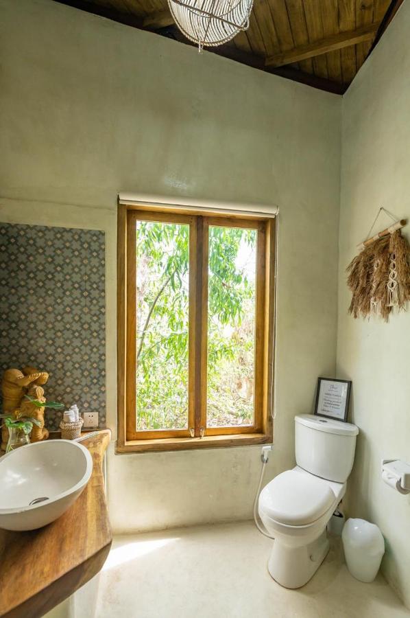 Villa Capung Padang Padang - B&B