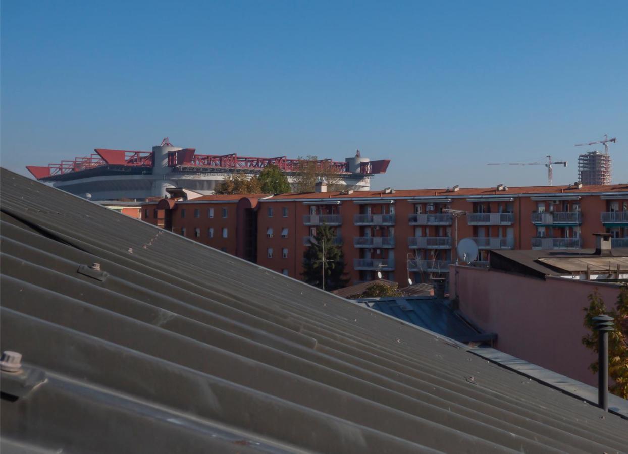 Milano San Siro sky view posto auto gratuito - B&B Milano