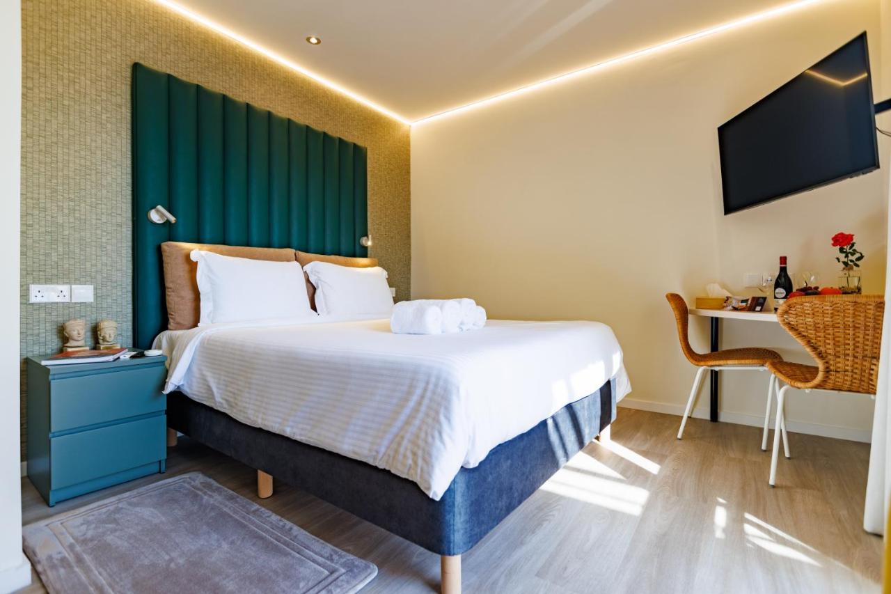 Suite with Sea View