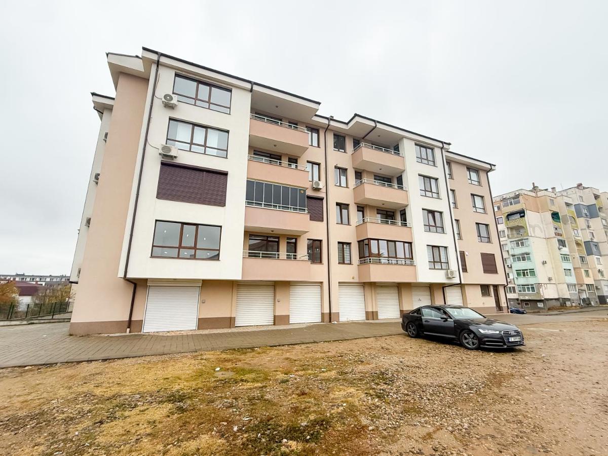 SD Apartment & Free Parking - Bed and Breakfast