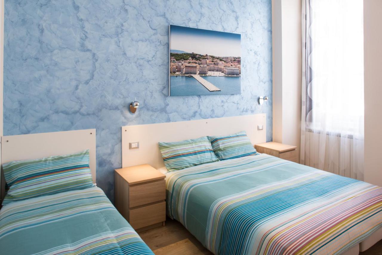 Driepersoonskamer met Eigen Badkamer