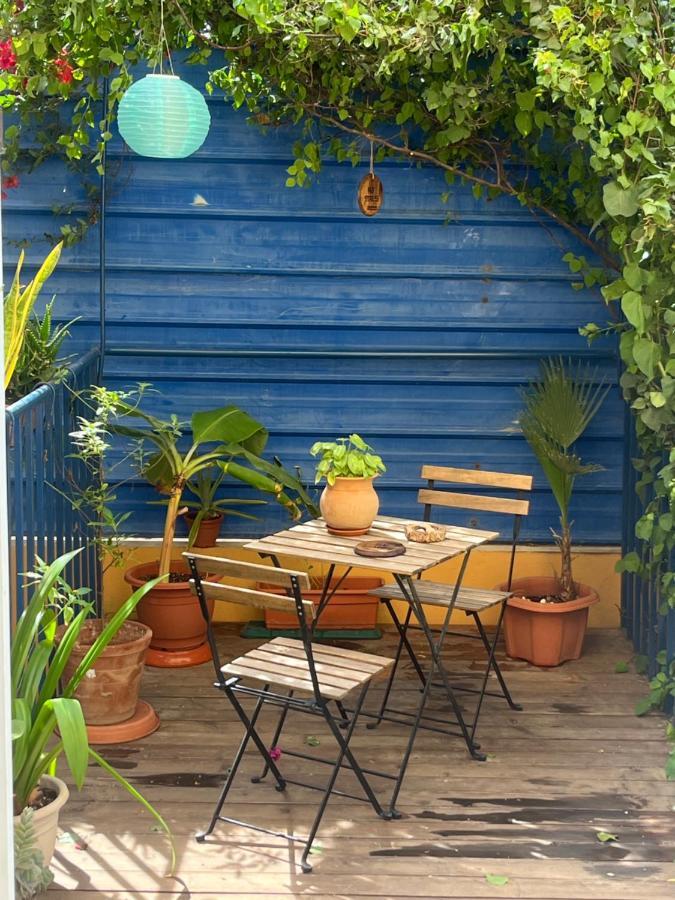 Charming 2BR Guest Suite with Ocean View - B&B