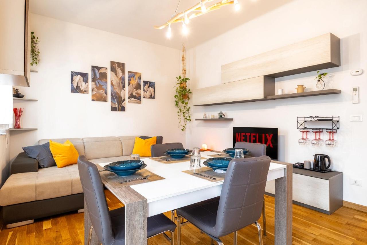 DiffeRent Home - Parcheggio privato - B&B Bologna