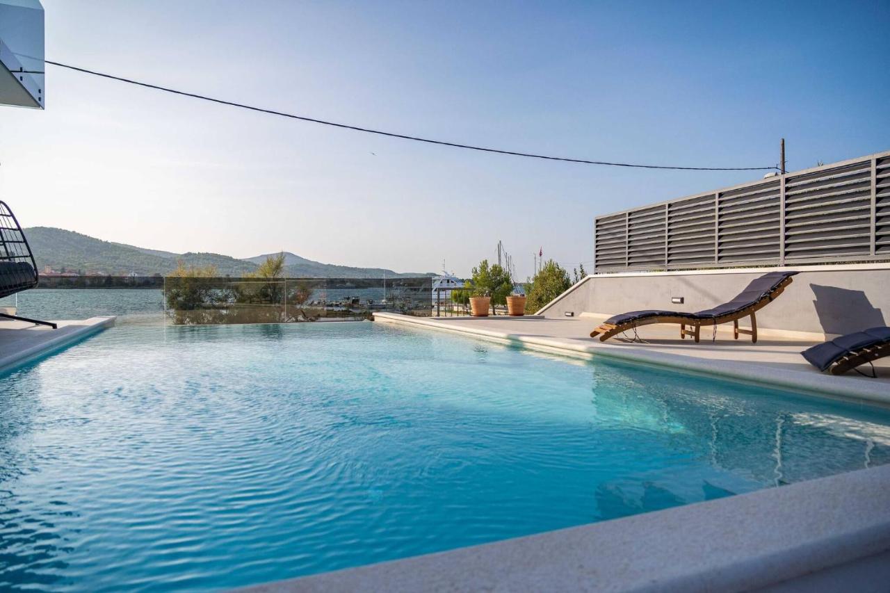 MY DALMATIA - Luxury villa Tala with amazing sea view, private heated pool and sauna - Chambres d'hôtes Pašman