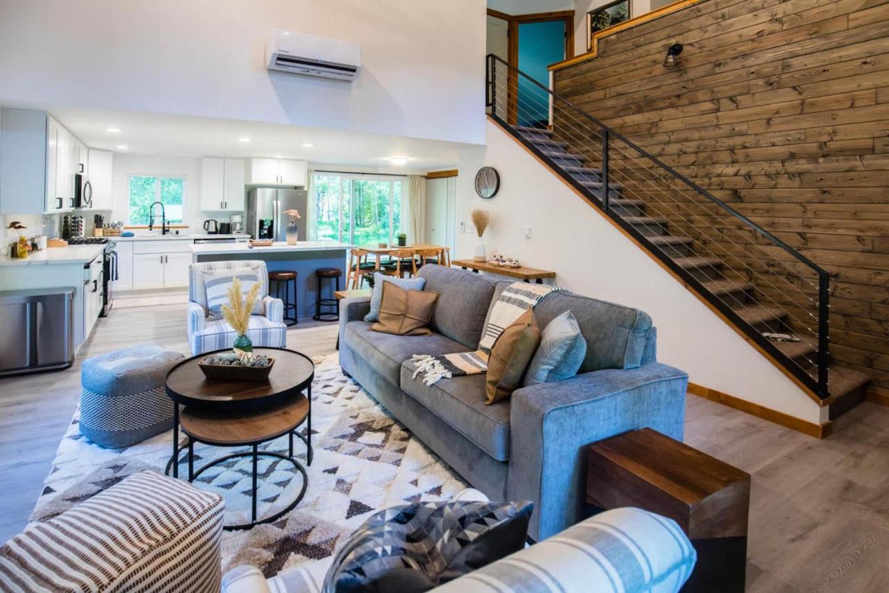 Perch - Evergreen Cabin - Ferienwohnung