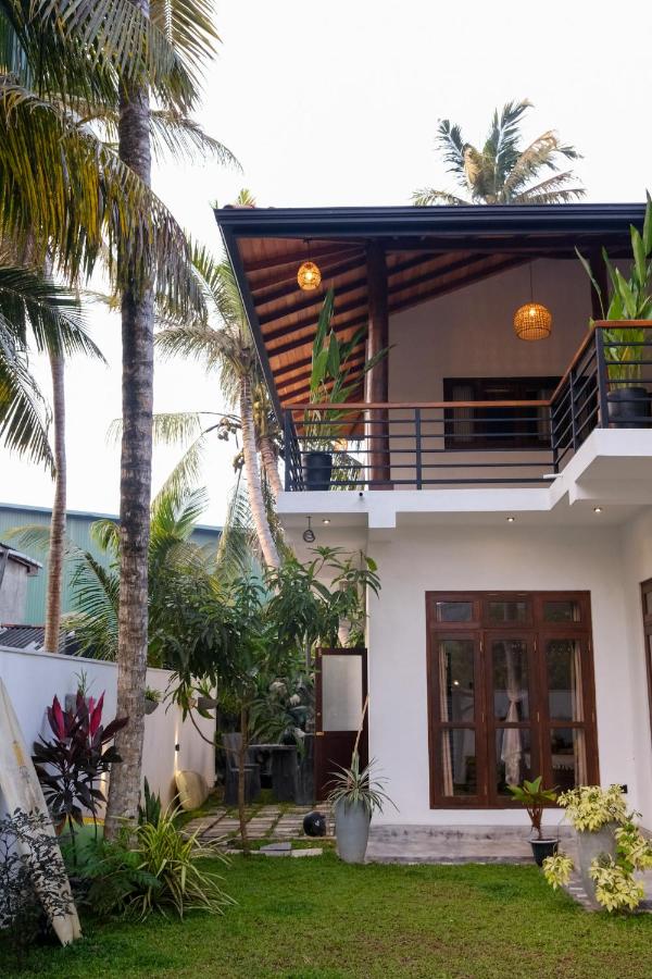 K O C O O N Villa Madiha - B&B