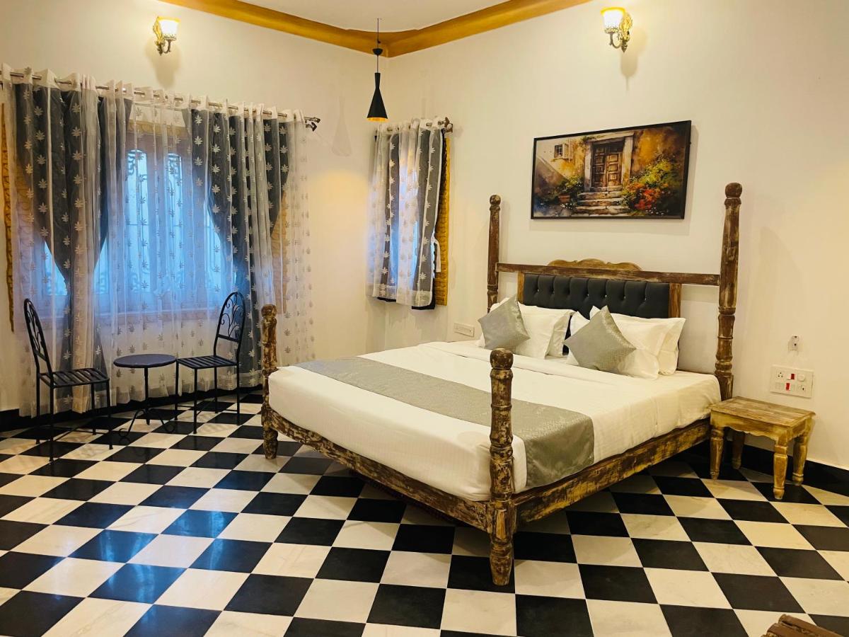 Habitación Doble con cama supletoria