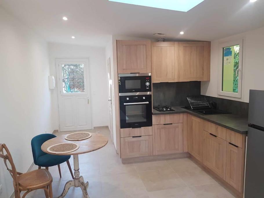 Logement indépendant à Fréjus - Ferienwohnung Fréjus