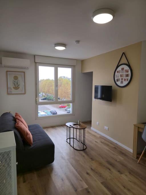 302 - 2 pièces tout équipé à Strasbourg - Ferienwohnung