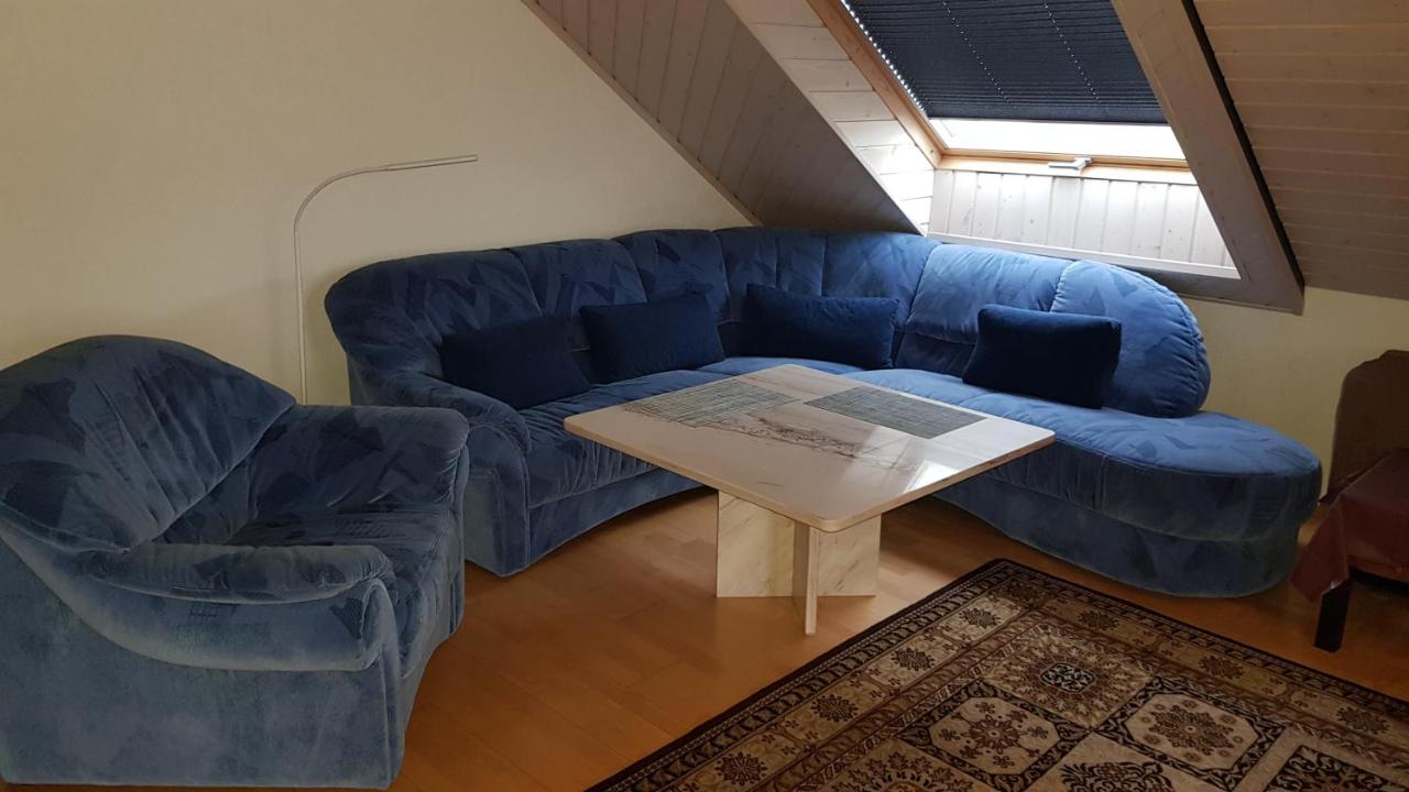 Doppel-/Zweibettzimmer mit eigenem Bad