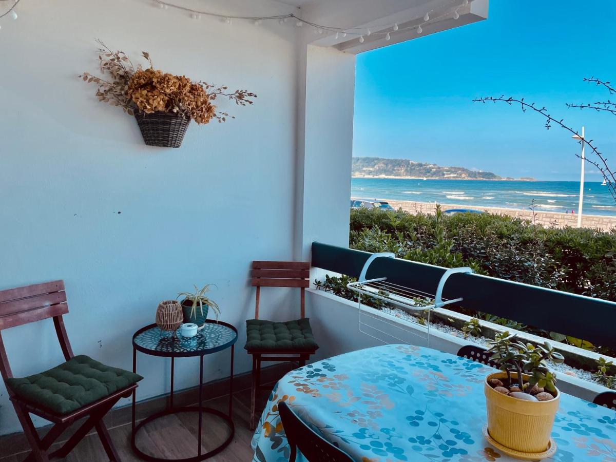 FACE À LA PLAGE Terrasse-Parking-Wifi-Draps et Serviettes - B&B