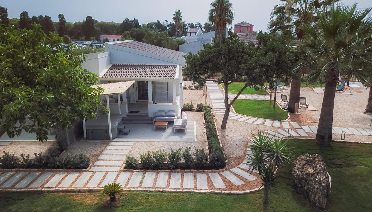 Capo Norax chambre de luxe avec jacuzzi à 250m de la mer - B&B