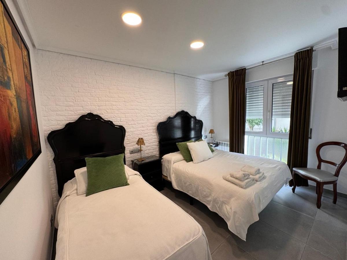 One-Bedroom Apartment (4 Adults)