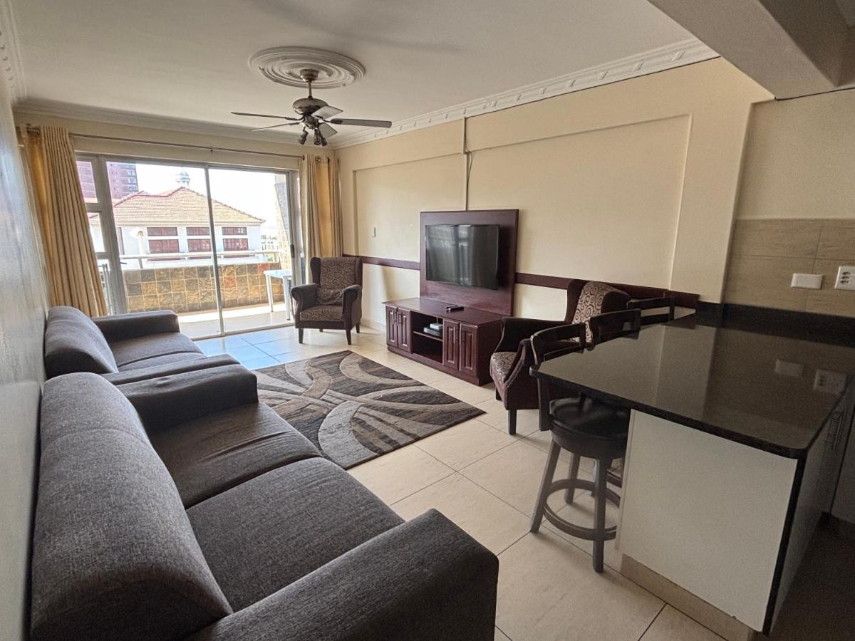 Tenbury Beach Apartment 208 - Ferienwohnung Durban