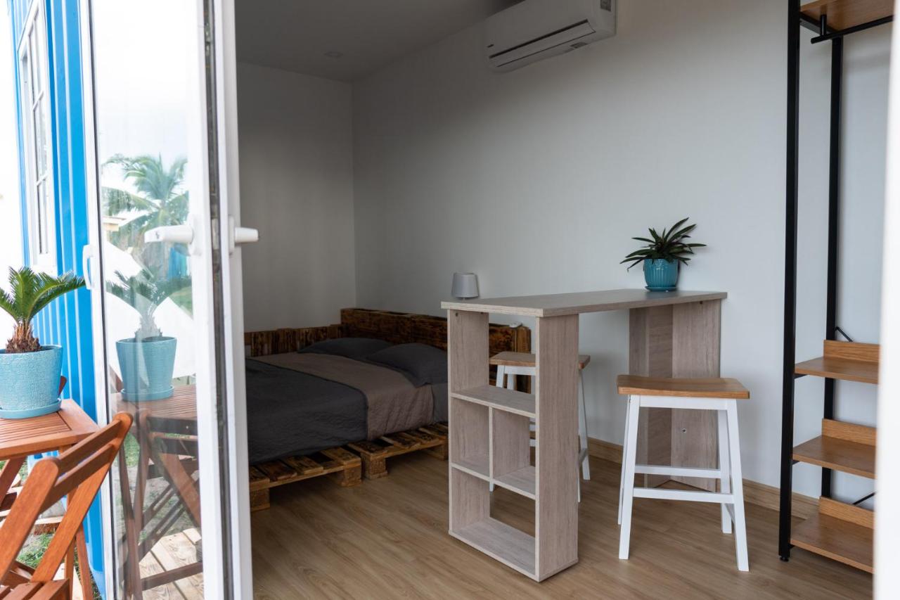 Zimmer mit Queensize-Bett und Meerblick