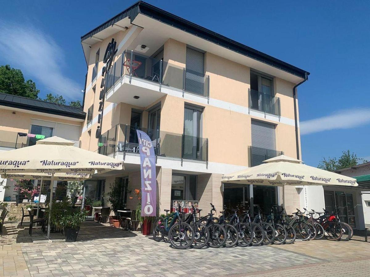 City panzió - B&B