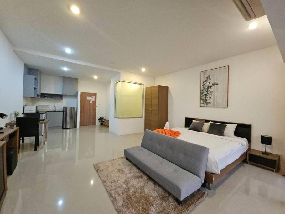Chic condominium karon beach - B&B Karon Beach