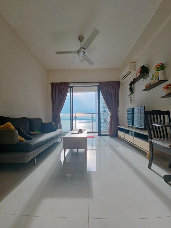 Two-Bedroom Apartment with Partial Ocean View