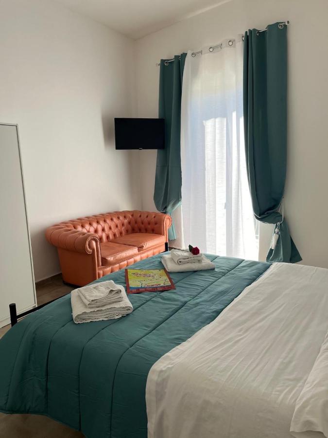 Quadruple Room with Private External Bathroom