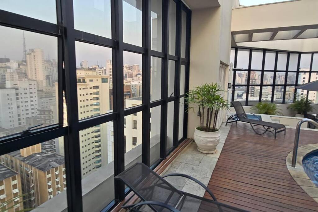 Apart-Hotel com linda vista no Jardins! - B&B São Paulo