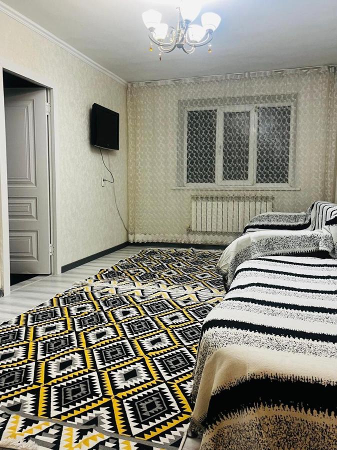 Ахметова 10 - B&B