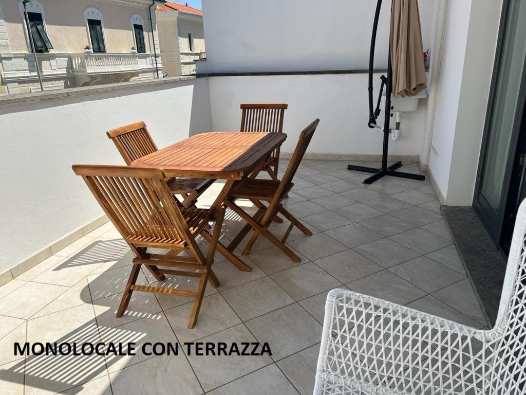 Appartamenti Sofia a Marina di Cecina 100m dal mare - B&B