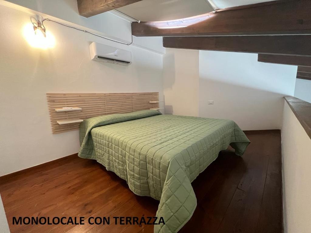 Studio with Terrace