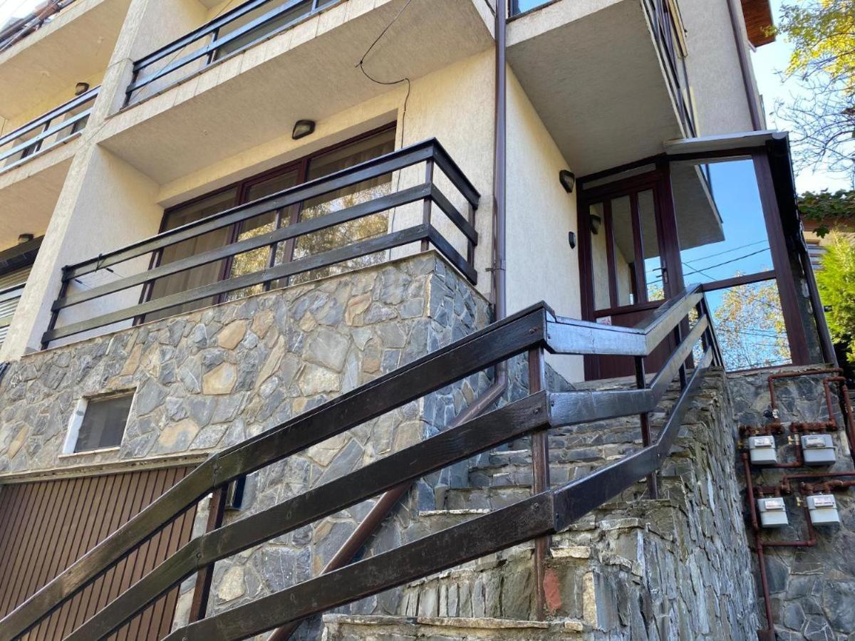 Mountain Nest Sinaia - B&B Sinaia