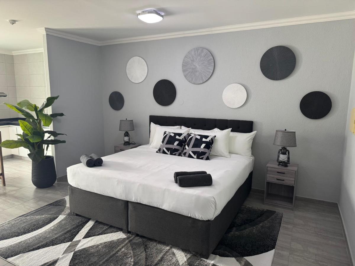 Kamer met Kingsize Bed en Balkon