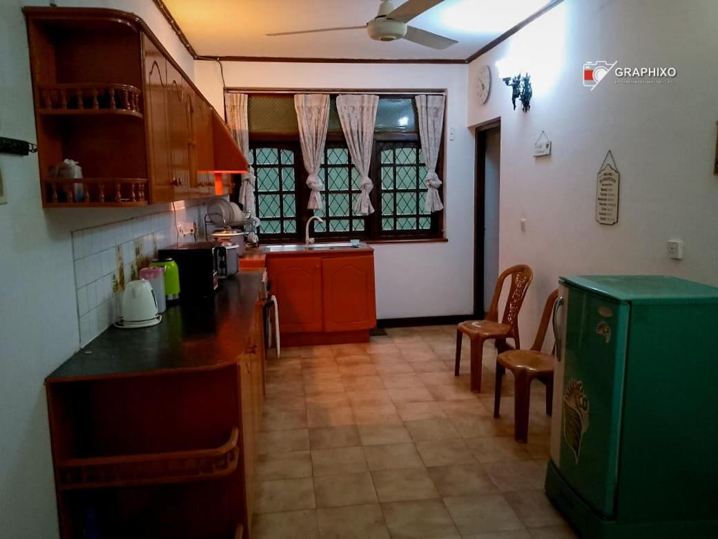 Twin Room with Private Bathroom