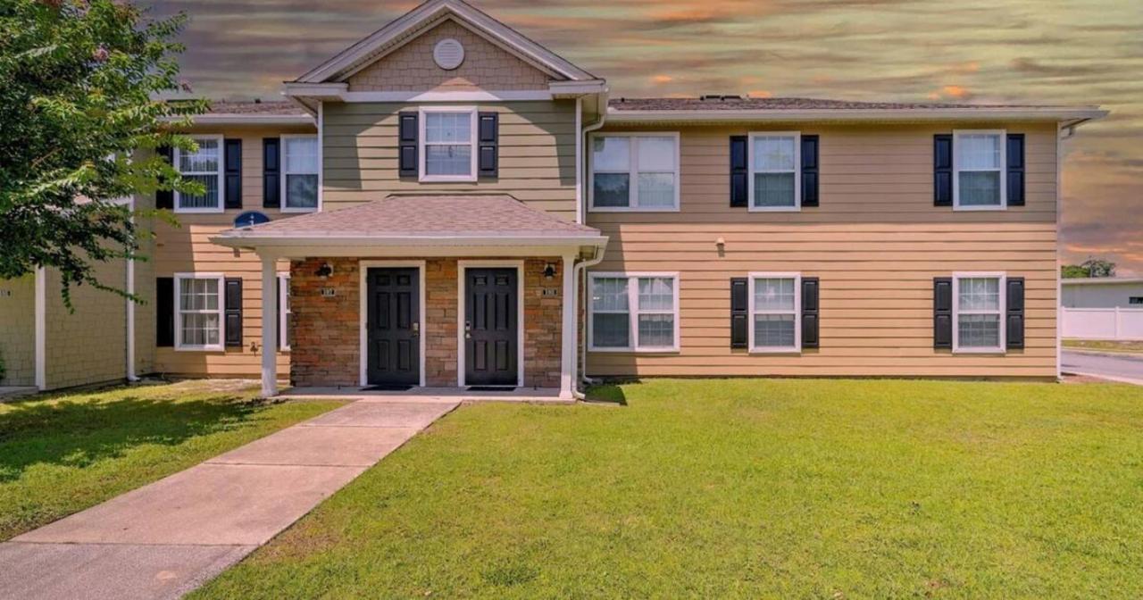 Beach House That Sleeps 14 With Pool, Gym, Beach Access - Ferienwohnung Panama City Beach