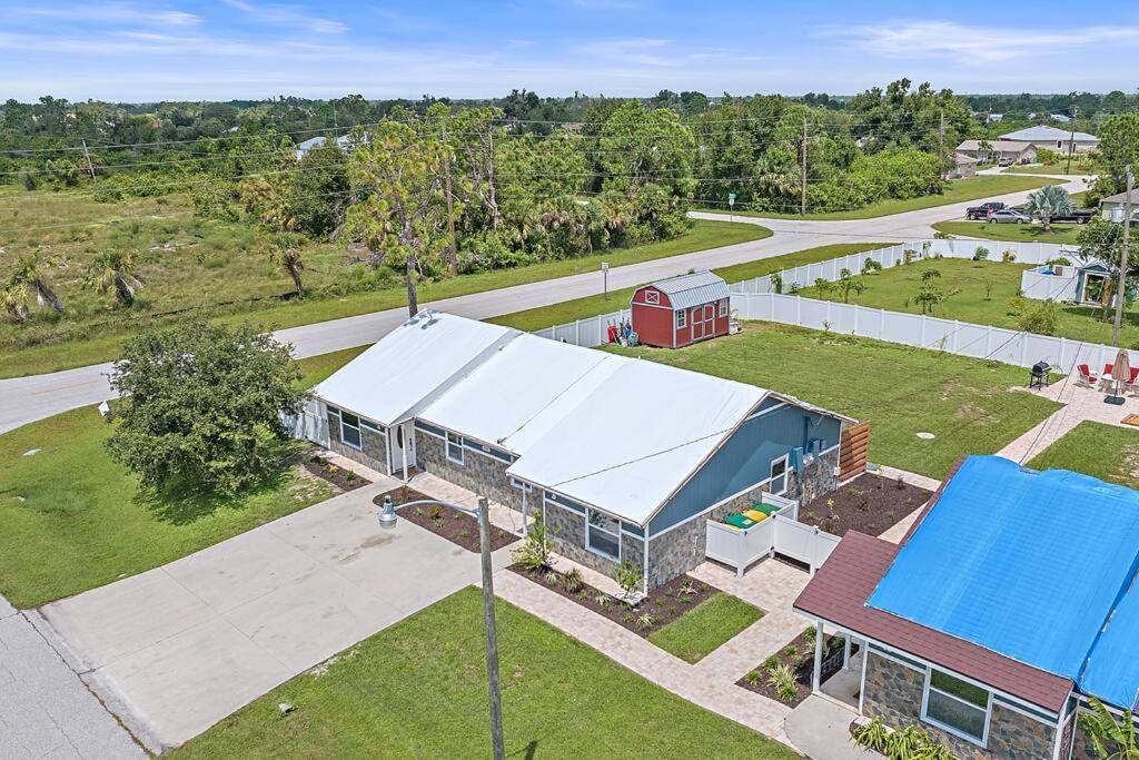 Newly renovated, cozy 2 bedroom - B&B Englewood