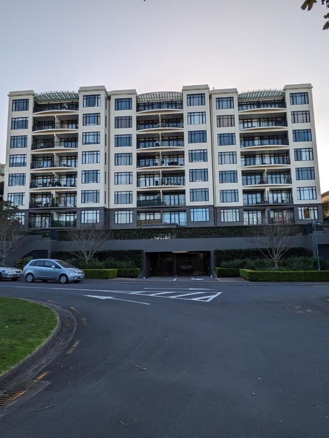 Newmarket Homestay - Double Room - B&B Auckland
