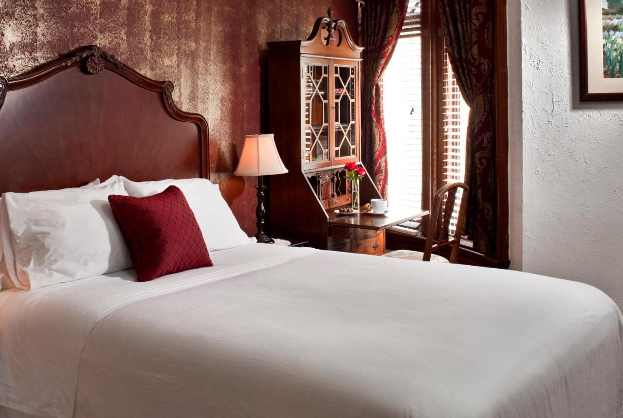 Chambre Lit Queen-Size - 202