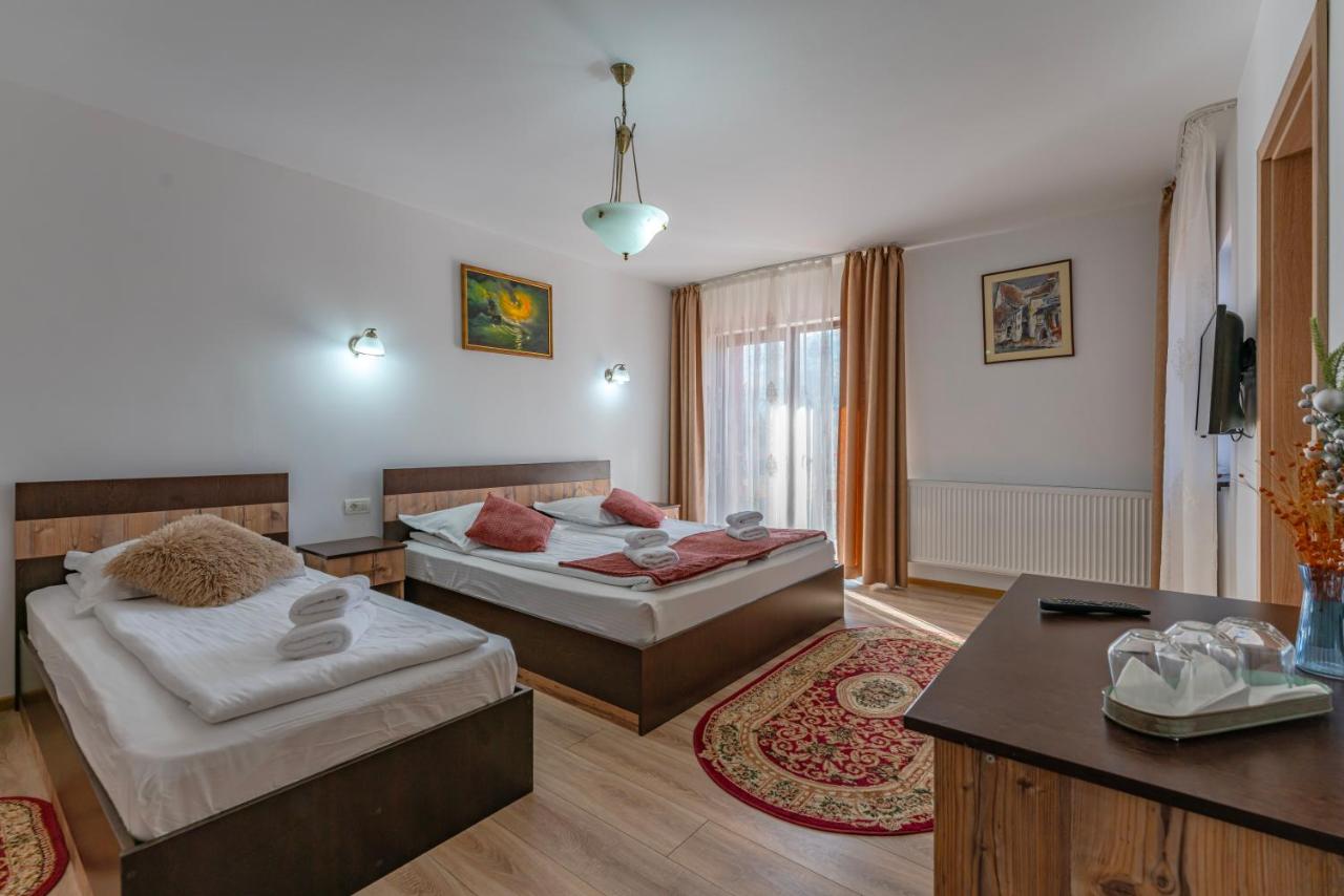 Dreibettzimmer