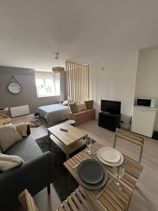 Studio calme sous les toits - B&B