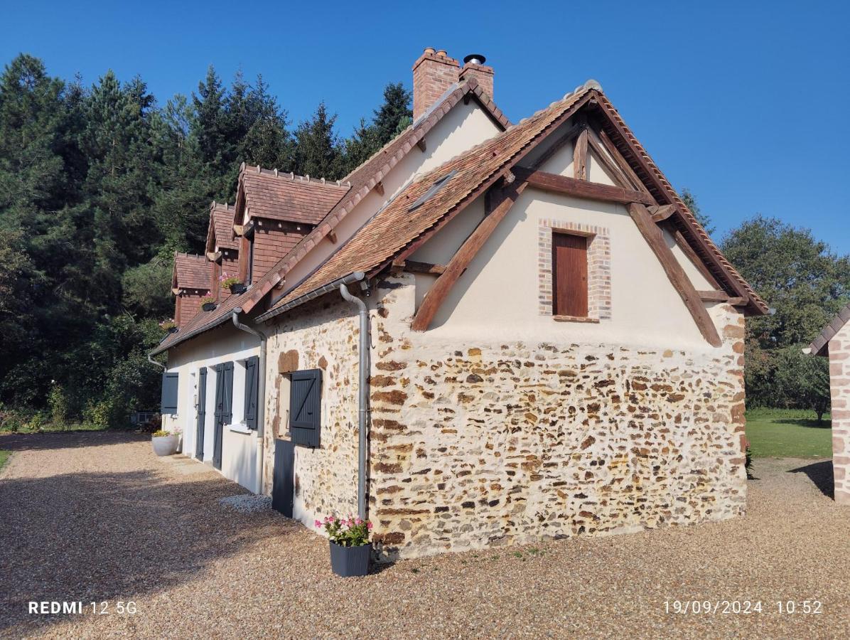 ESCAPADE BELINOISE - Bed and Breakfast