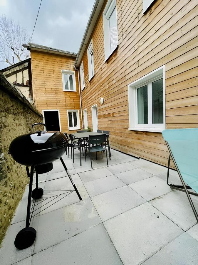 Maison spacieuse avec extérieur Ménage et linges inclus - B&B