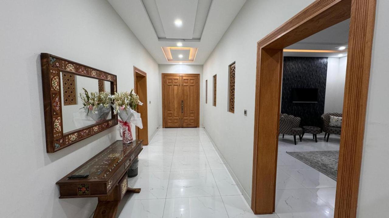 Heston Villa Topcity-1 near Islamabad International Airport - Bed and Breakfast Islamabad