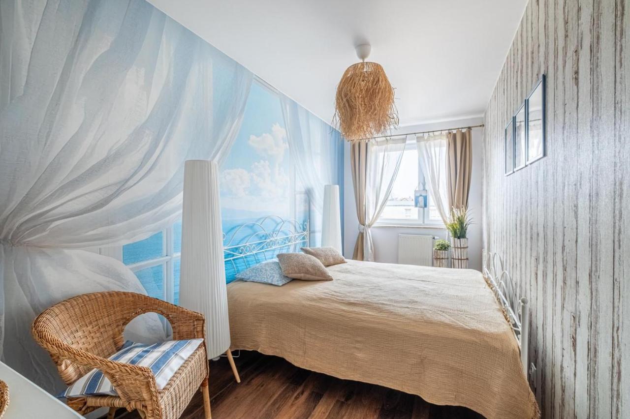 Apartment mit 1 Schlafzimmer, Balkon und Parkplatz