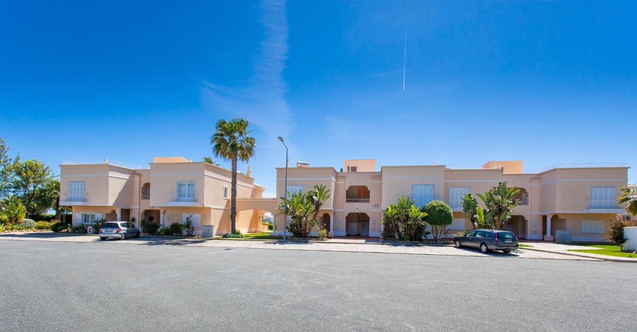 11 marinha - Two Bedroom Apt at Praia do Marinha - B&B Carvoeiro