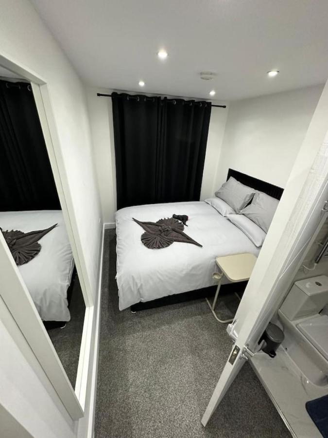 London Kings Cross Room w Bath - B&B Londra