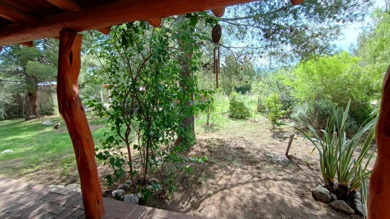 Al Pie Del Cerro Champaqui - B&B Los Hornillos