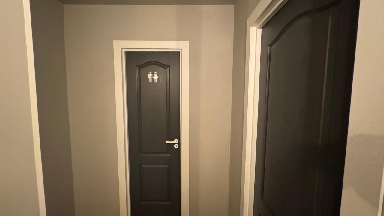 BALI House Bucharest - B&B