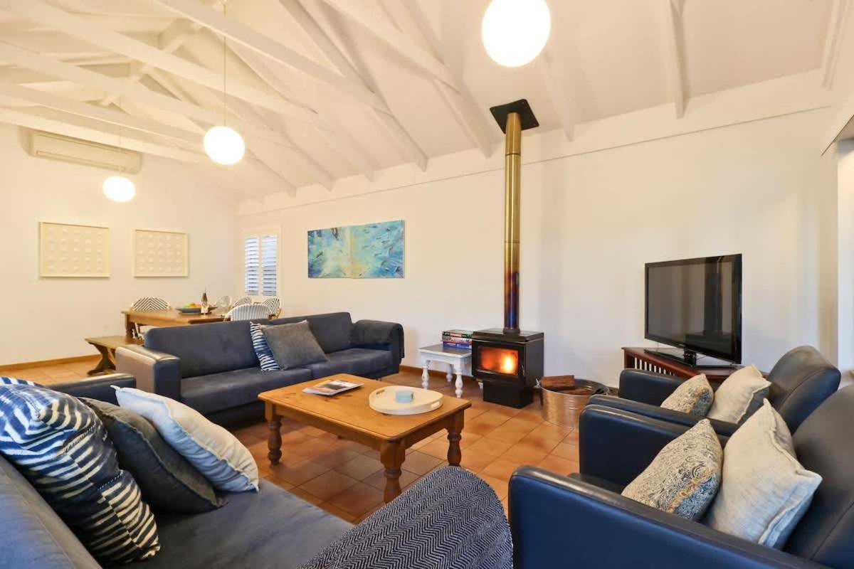 The Quindy, family beach house - B&B