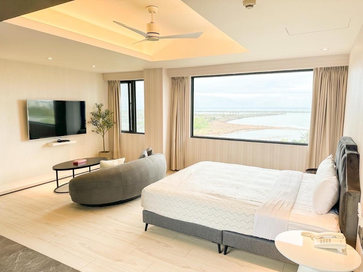 VIP Double Room with Sea View (Check-in at 16:00)