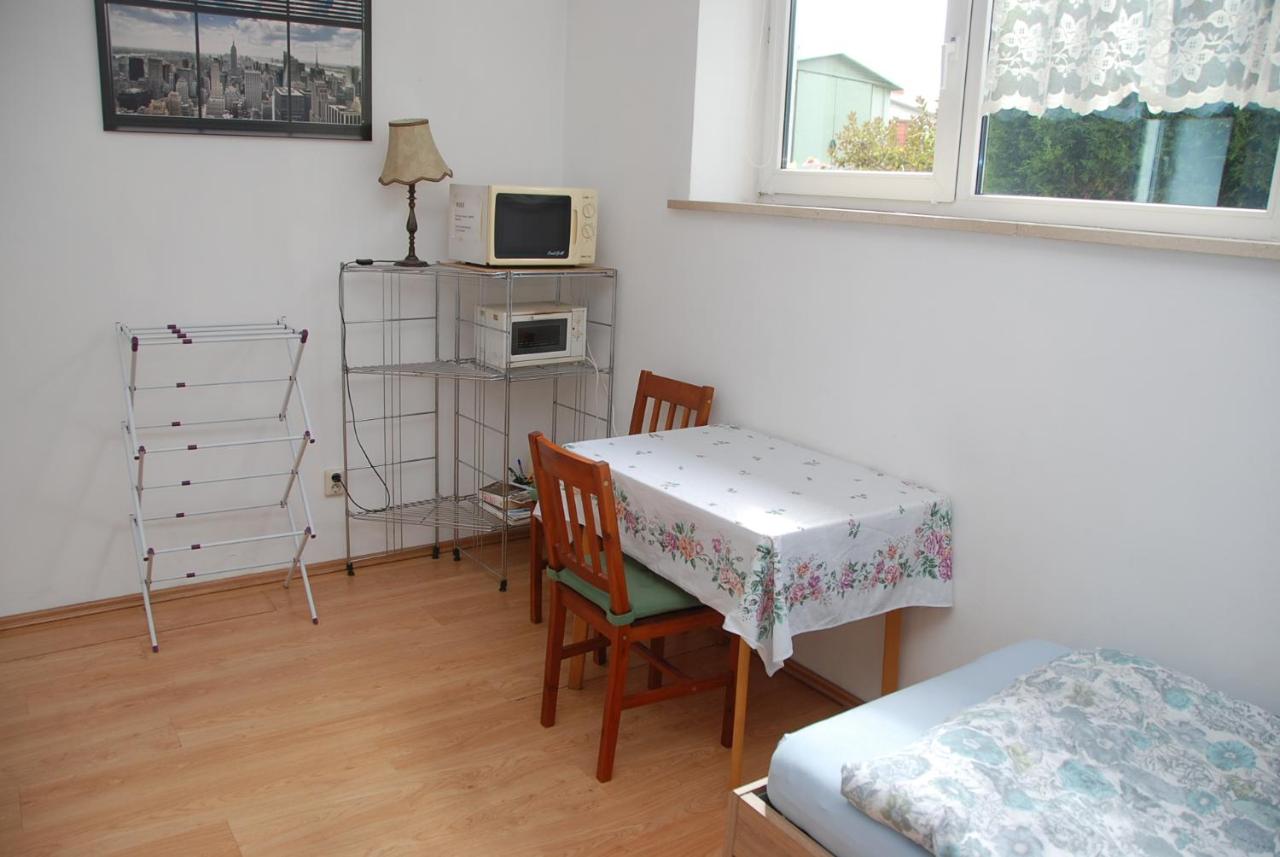 One-Bedroom Apartment with Garden View